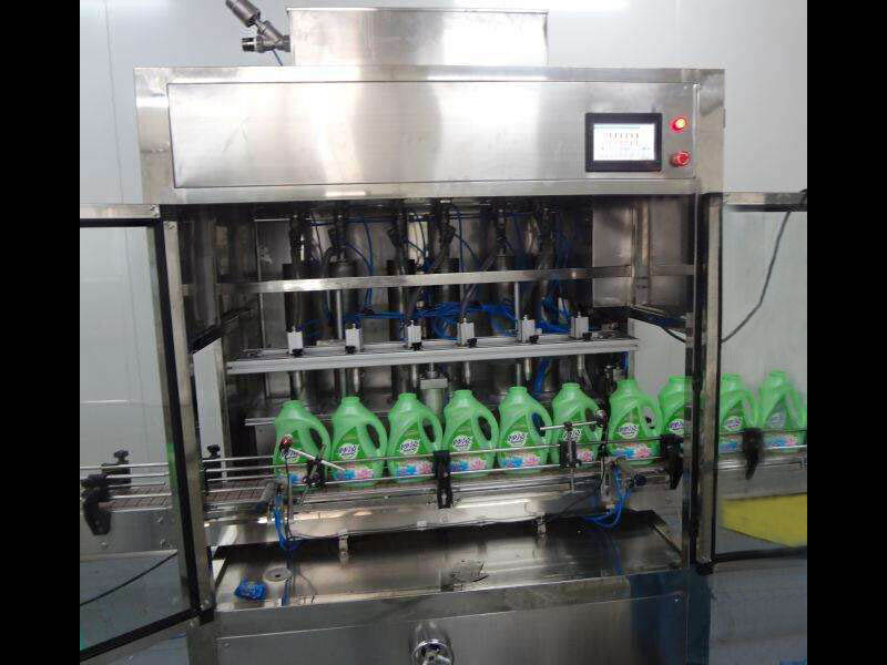 洗潔精灌裝機