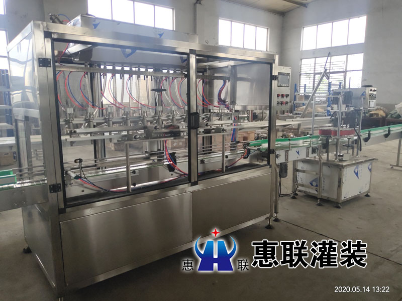 直線式食用油灌裝機 直線式食用油灌裝機