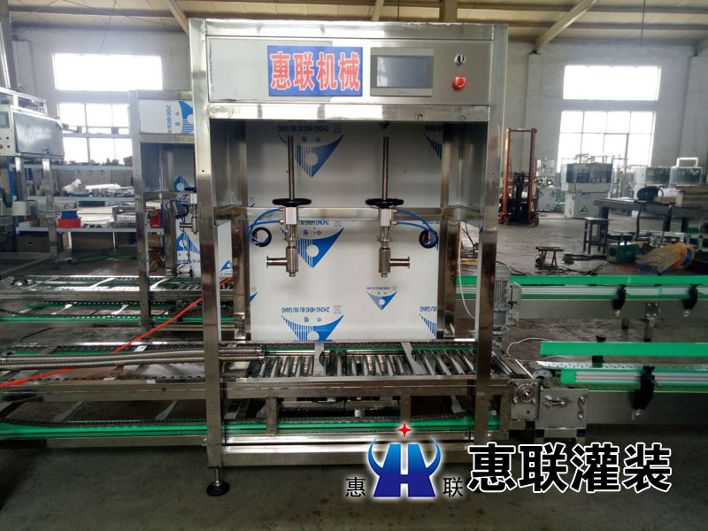 全自動車用尿素灌裝機