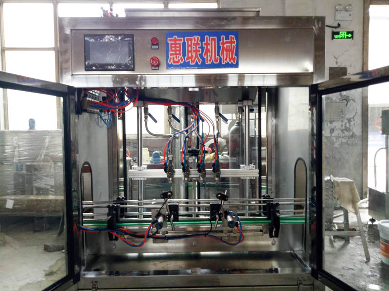 4頭消毒水灌裝機